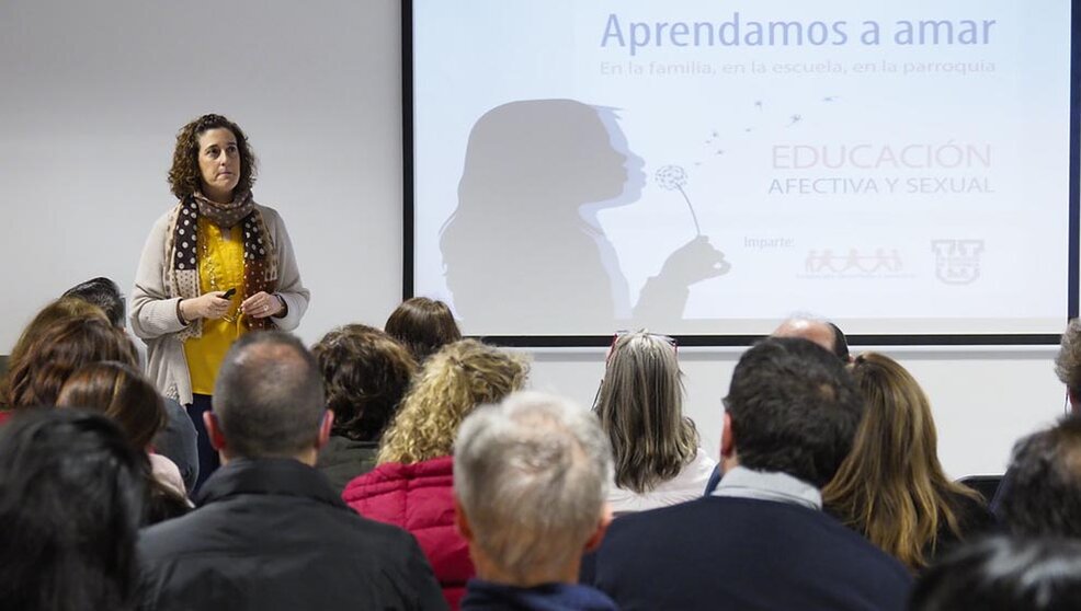 Alumnos en un taller de educación sexual y afectiva