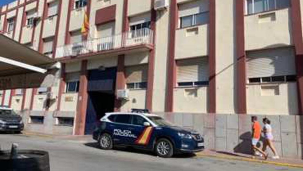 Comisaría policia dni en  Avenida Menendez Pelayo, 2. LA LÍNEA DE LA CONCEPCIÓN (CÁDIZ)  (la-linea-de-la-concepcion)